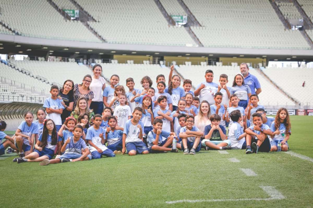 Sejuv recebe crianças para o primeiro dia de visitas a Arena Castelão